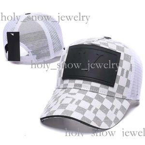 Kadınlar için Louiseviution Tasarımcı Şapkası Kadınlar İçin Lüks Şapka Kapakları İtalya Luis Viton Şapka Mark Marka Şapkası V Lüks Şapkalar Beyzbol Kapağı Casquette Bonnet A8 290