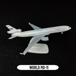 1 250 Metal Aircraft Model Replica World MD11 Airplane Scale Miniature Art Decoration Diecast Aviation Collectible Toy Gift 240514