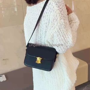 Designer Luxury Womens Shoulder Bags Fashion Versatile Crossbodybag Small Square Bag Nya Messagerbags