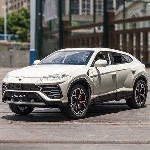 Modello Diecast auto 1 24 Urus Bison SUV Sport Sports Model Diecasts Metal Off-Road Vehicles Model Simulazione Sound and Light Kids Toys Gift