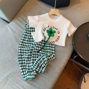 2024 Girls Abita in stile occidentale T-shirt a maniche corte per bambini Nuova Pantaloni per le zanzare per bambini a maniche corte per bambini