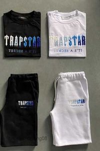Mens Trapstar T Shirt Set Letter broderad spårdräkt Kort ärm Plush Shorts Motion Design 605ESS