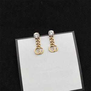 Designers Brincos Mulheres homens clássicos Moda Earring 5 Styles Gold Diamond Animal Design Jóias de luxo 276Q