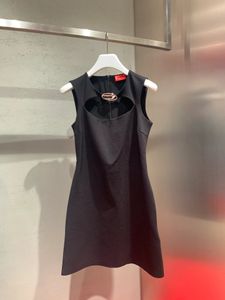 Salia a diesel Roupas Slinglogo Salia quente e picante Lesarastore Vestido feminino Cor Courreg Courreg Outerwear Rest Designer diagonal de ombro tampo do tanque