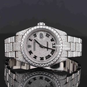 100% Exportqualität Moissanite Out Watch mit luxuriös gestalteten attraktiven Look -Uhr -Uhr von Exportern