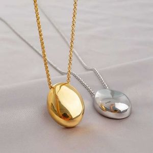 Pendant Necklaces European and American Fashion Oval Stainless Steel Long Necklace Womens Sweater Chain Colorful Jewelry Accessories d240531