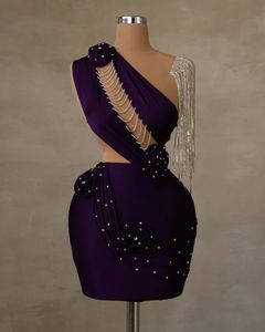 2024 blau lila rückenfreie Cocktailkleider für Frauen eine Schulter Illusion sexy Strasssteine Mini Kurzschluss -Prom -Kleider Quasten Geburtstagskleid für besondere Anlässe C109