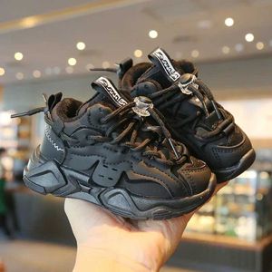 Athletic Outdoor Athletic Outdoor Plush Childrens Short and Chubby Sports Shoes Waterproof Boys Sportskor Bekväm båge WX5.22756