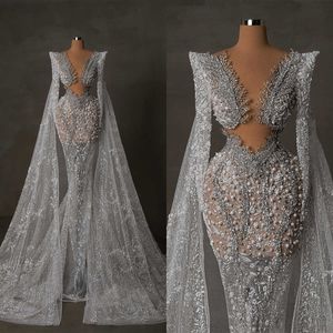 Moda Kristal İnciler Gelinlikler Denizkızı Gelin Gowns V Boyun Süpürme Trenini Görmek Özel Yapımı Gelin Elbise Vestidos De Novia