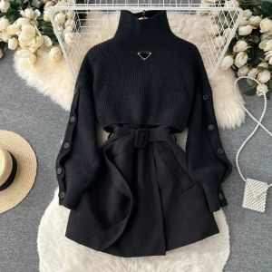 Autumn and Winter Gentle Fashion Style Designer Sweater Women's 2-piece Elegant Knitted Vest Set Set of Domestic First-class Main Brand Creation