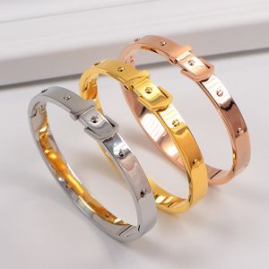 H230 Bracelete de parafuso de tênis Pulparelete de luxo Jóias de luxo Bangle Bangle clássica de titânio aço liga artesanal portfólio de portfólio de ouro portfólio de ouro