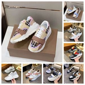 Berry Sapatos de Berry Genuine Leather Classic Classic Sneakers Shoes Berry Stripe Shoes Fashion Trainer Men Women Sneakers Sports Shoes 8491
