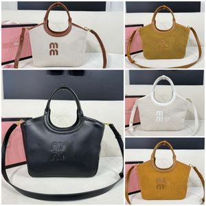 Designer Bag Luxury Miumin Tote Bag Beach Bag Fashion Pillow Bags Handväska Crossbody Bag Cowhide Soft Leather Axel Rem Högkvalitativ väska Clearance Sale