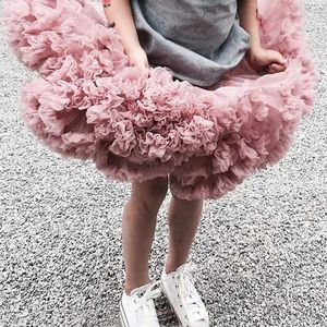 Kjolar kjolar frodiga små baby flickor tutu barn fluffig chiffong klänning nyfödd fest prinsessan flicka kostym 1-15 år wx5.21
