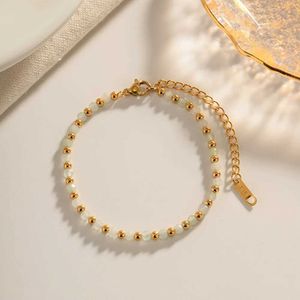Perle in acciaio inossidabile 316L in acciaio a mano con perle di vetro bianco adatte per gifts di gioielli da polso alla moda femminile Q240522
