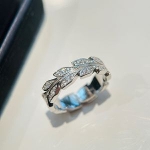 Pierścienie zespołu luksusowe pierścionki zespołu najwyższej jakości srebrny papier kwiat kryształowy urok ślubny na panny młode na prezent imprezowy