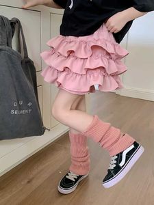 Röcke Röcke Kindermodische modische farbige koreanische Stil Culotes 2024 Frühlings-/Sommer Neues Mädchen süß und niedlich locker mit halben Rock WX5.21