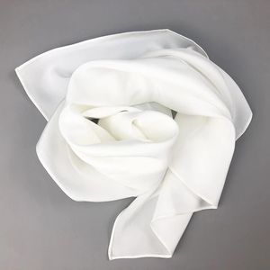 Mulheres reais lenço de seda xales de pescoço lady lady sólida crepe bandana bandana band de lenço de lenço de lenço para pintura diy 240511