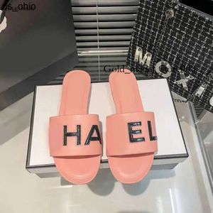 Chanells Sandal Chanelsandals Designer Sandaler Famous Brand Channel Classic Flat Heel Sandals Summer Leather Lady Slides Women Casual Shoes Hotel Bath Ladies 855