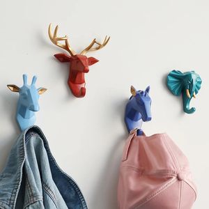 Resin animal head stickers hooks wall decorations hangers for doors kitchens handbags jackets hooks keyframes wall decorations 240518