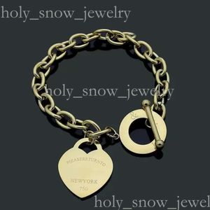 tiffanyjewelry hjärta halsband tiffanyjewelry lyx mode hänge t halsband guld smycken par hjärta halsband mode hög kvalitet hjärthalsband 336