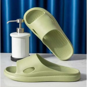 حمام جديد للنساء HBP Men Men Rubber Rubber Slippers Minimalist Home Indoor Anti Slip Sandals 626