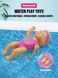 Bonecas 1 boneca mini-natação de 6 polegadas Childrens Banheiro Toy Bathtub Toy Toy Chain Automatic Swimming Doll S2452307