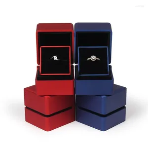 ジュエリーポーチ高品質の青い結婚式のダイヤモンドリングパッケージギフトボックスティルトディスプレイ女性ジュエリーオーガナイザー向けの豪華なカードスロット