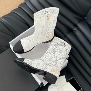 24SS Womens Ankle Boots Designer Spets Mesh Cotton Embroidery Grosgrain med Chain Leisure Shoe Chunky Low Heels Casual Shoe Classic Ladies For Party Wedding Shoe