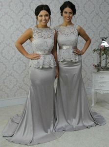 Blygsam silvergrå sjöjungfru brudtärna klänningar bateau halsringning spetsar applikationer golvlängd piga av hedersklänningar arabiska bröllop gästparty klänning bc18890