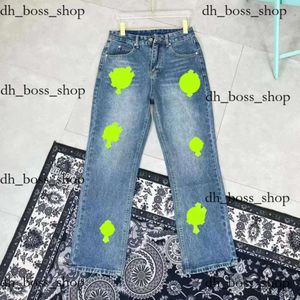 chromess pant Designer Jeans Mens Pants Designer Clothing Jeans Sanskrit Washed Into Old Straight Jean Hearts Splashink Crucifix Applique For chrome hesrts 548