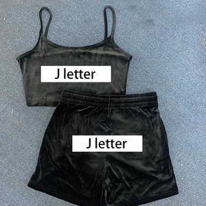 Zweiteilige Hosen für Frauen 2 -teilige Set Frauen Camisole Outfit Velvet Slveless Crop Top und Shorts Set sexy Tanktop und Kordelkordhorts mit Taschen Swe T240523