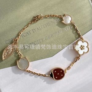 Master designed exquisite Vaned jewelry bracelet Gold High Five Flower Bracelet Ladybug Clover Beetle 18k Rose Natural with Original logo