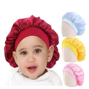 Çocuk Saten İpek Bonnet Kapağı Kızın Geniş Elastik Bant Düz Renk Gece Uyku Şapkası Sarma Yüksek Kaliteli Saç Aksesuarları Toptan