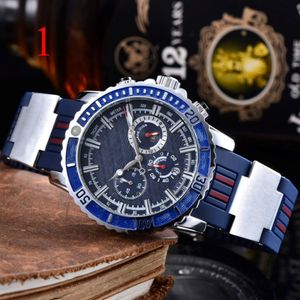 2021 Högkvalitativa män Luxury Watches Six Stitches Series All Dials Work Mens Quartz Watch Top Brand Rubber Strap Clock Fashion Round Sh 3207