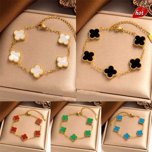 18k Gold Plated Classic Fashion Charm Bracelet Four-leaf Clover Designer Jewelry Elegant Mother-of-pearl Bracelets for Women and Men High Quality 3EDZ