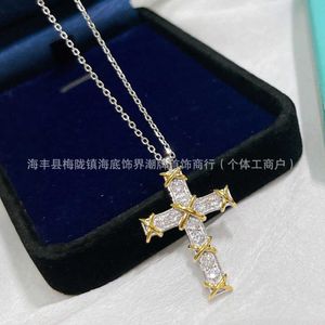 Designer's Brand Full Diamond Cross Necklace Womens X Crystal Pendant Trendy Small and Luxury Versatile High end Collar Chain