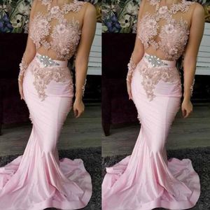 2022 Pink Bridesmaid Dresses Long Sleeves Lace Appliques Crystal Beads 3D Floral Zipper Back Floor Length Mermaid Beach Country Wedding 313i