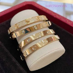 10A Designer Carrrter High Quality Luxury Bangles Fashion Jewelry Bracelets Love Screw bracelet stainless steel 18K gold plated couple with