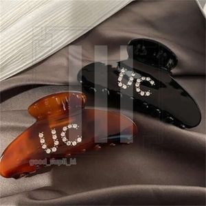 Cucci Hair Clips Barrettes Дизайнер Diamante Girls Hair Clips Женщины бренд буквы Barrettes Модные когти для волос