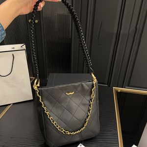 Lüks Tote Zip Kapatma Crossbody Women Hobo Çanta Bayanlar Under Marsh omuz çantaları çanta koltuk altı çanta büyük kapasiteli torba tasarımcı zincir çanta haberci çanta hobo çanta 23m