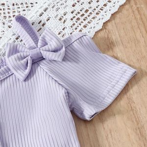 Zestawy odzieży Małe dziewczynki Ustawiaj krótkie rękawowe bluzki na zimne ramię z płomieniem kwiatowym 2 szt. Letni strój
