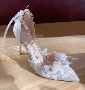 Designer de luxo Womens Heelss Sapatos Sapatos de festas de festas Lady Banquet Sandálias Glitter Glitter Crystal Pearl Lace Butterfly Sapato de calcanhar