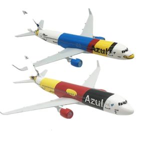 16 cm Flugzeug Brasilien A320 Azul Brasilien Airlines Metallflugzeug Farbmodell Spielzeugflugzeug -Kindergeschenk -Geschenkanzeige 240514