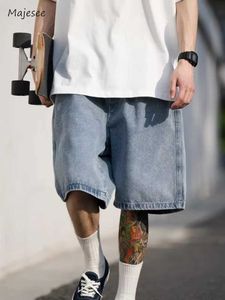 Męskie spodenki dżinsowe szorty męskie luźne letnia moda harajuku japoński styl retro myj w pełnej długości dopasowanie akademii mody ulicznej nowa Q240522