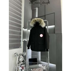 Canadas Luxury Designer Down Parkas Jackets Winter Arbeitskleidung Jacke Outdoor Verdickte Angst vor Ess Mode warm hält Paar Live Broadcast Gänsejacke 711