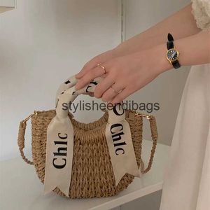 Bolsas de ombro lenços noturnos Rattan Designer de luxo Willow Weaving Fashion Summer praia cesta de cesta de compras str stryt wallet H240523