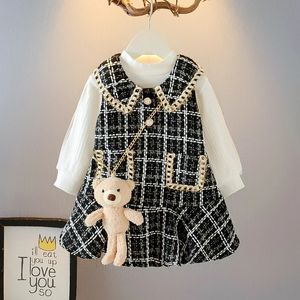 3-7Y Girl Party Princess Autumn Dresses Kids Elegant Plaid Costumes Fashion Long Sleeve Sweet Tweed Clothes With Bear Bags 240516