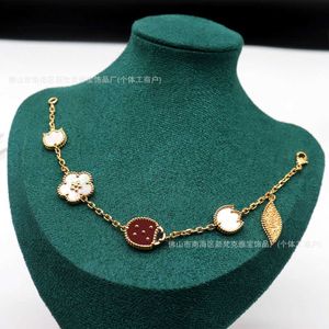 Women exclusive Van bracelet for showing love New High Versatile 18K Gold Seven Star Ladybug with Original logo