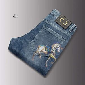 2024New Autumn and Winter New Men's Jeans Slim Fittiting足首を縛った綿の弾性韓国の若者3DプリントロングパンツBC